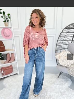 Judy Blue featherweight flowy light weight denim.   rhythm and flow size 11/30
